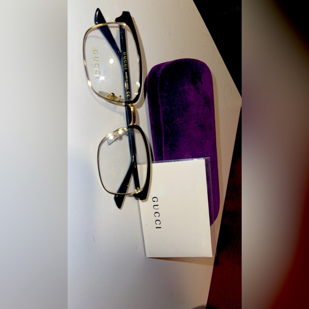 Real Gucci glasses gold and black